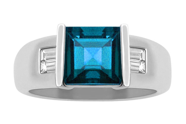 18K Gold Diamond Ring With Sapphire